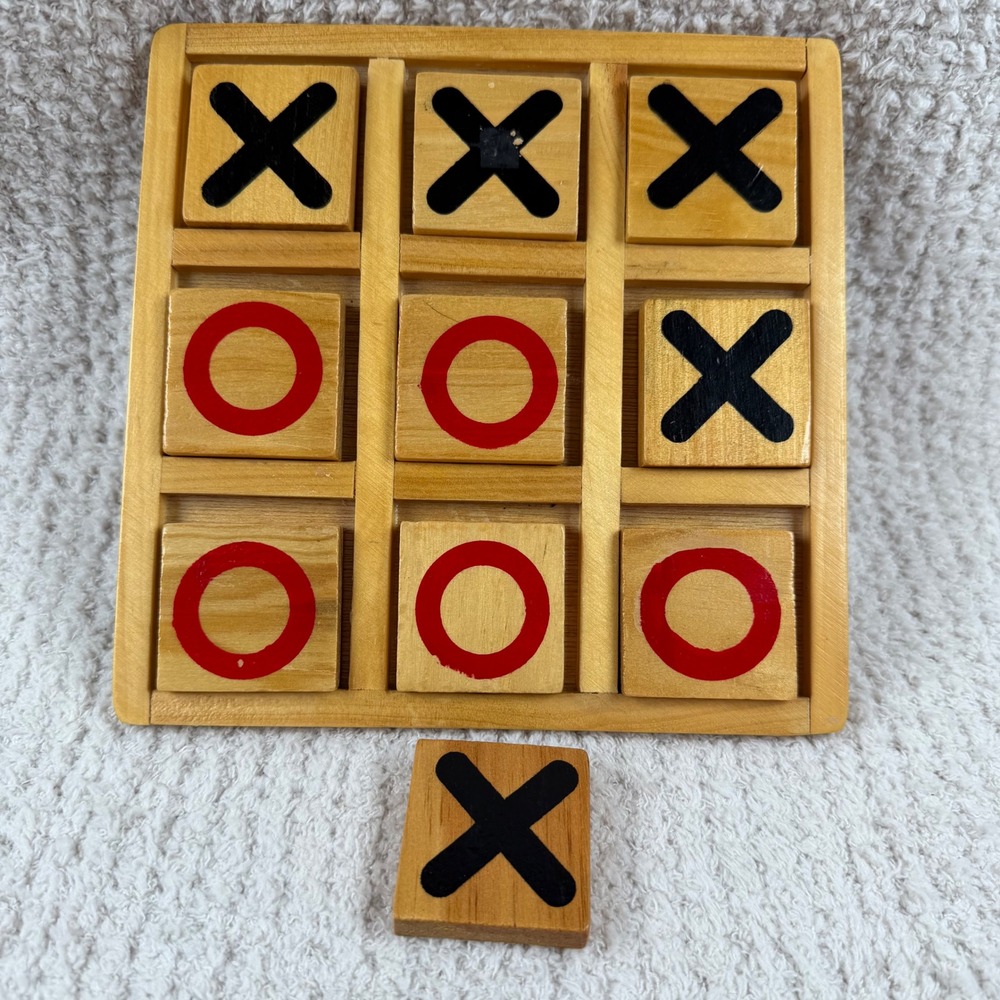 Wooden Tic‎ Tac Toe Board Game Set Rustic Tabletop Decor Black X Red O 7.5 Inch